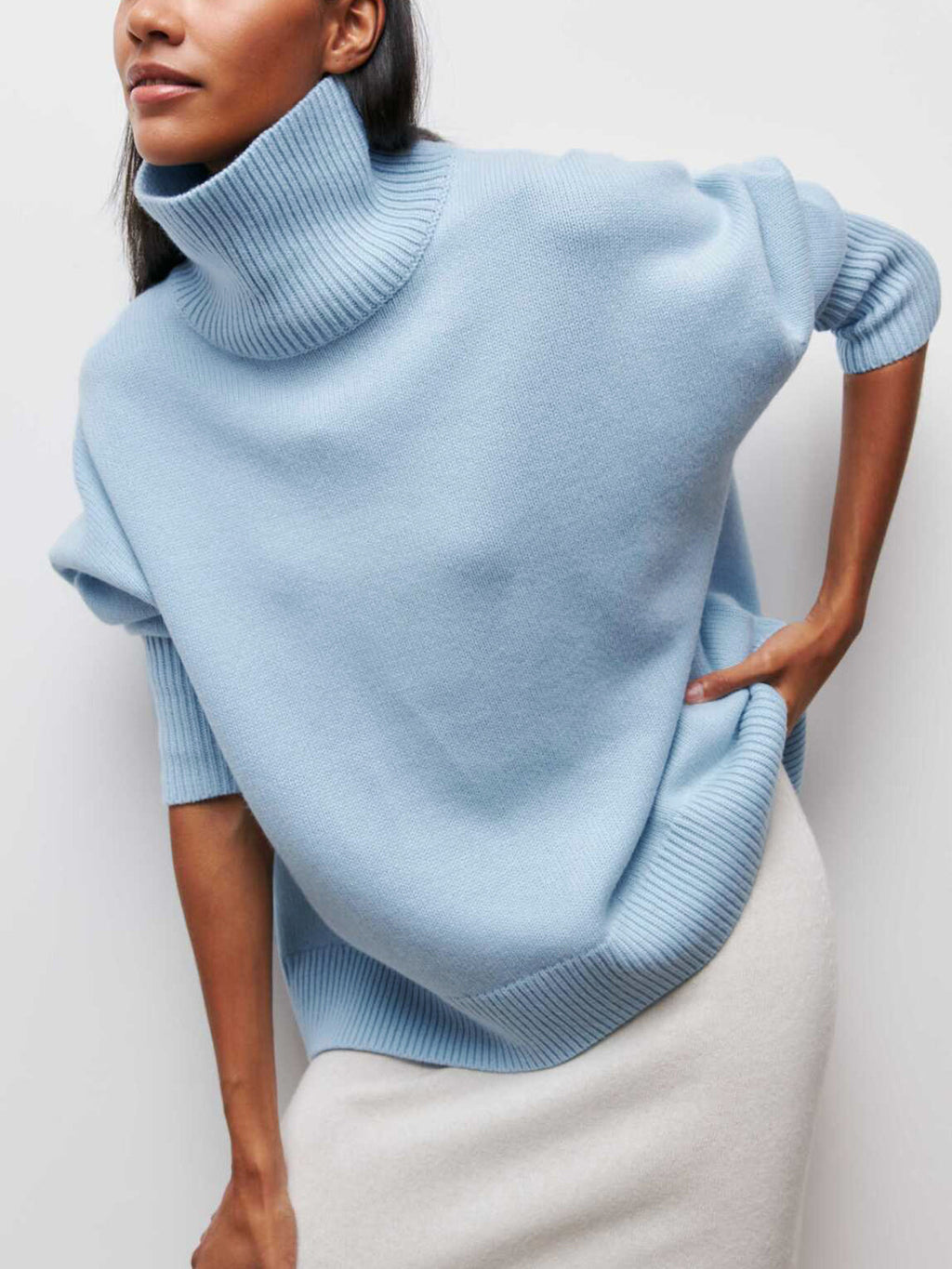 JERSEY OVERSIZE DE CUELLO ALTO