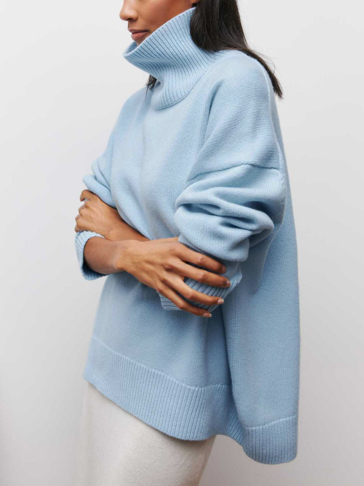 JERSEY OVERSIZE DE CUELLO ALTO