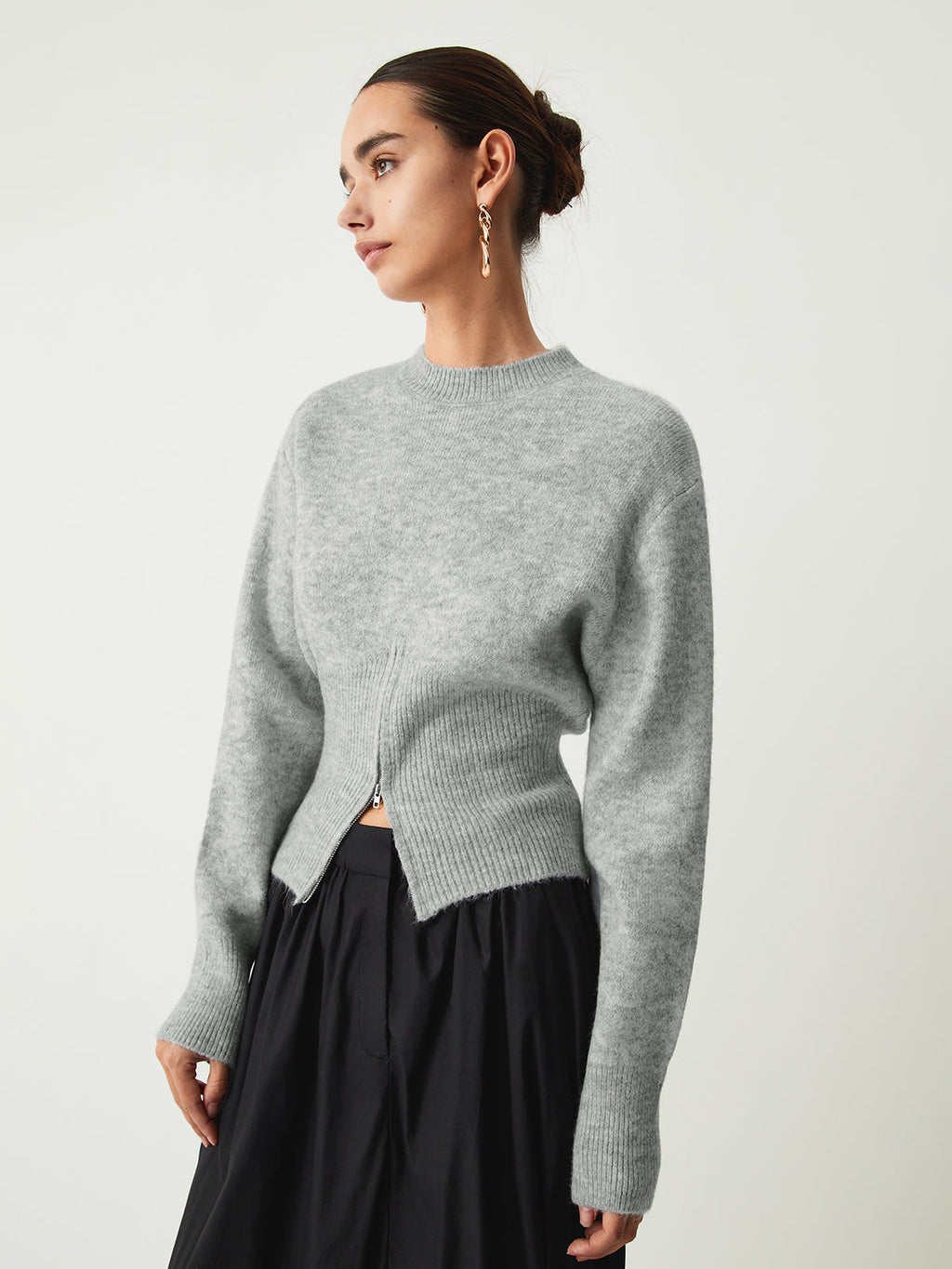 JERSEY SUAVE CON CUELLO ALTO Y CREMALLERA
