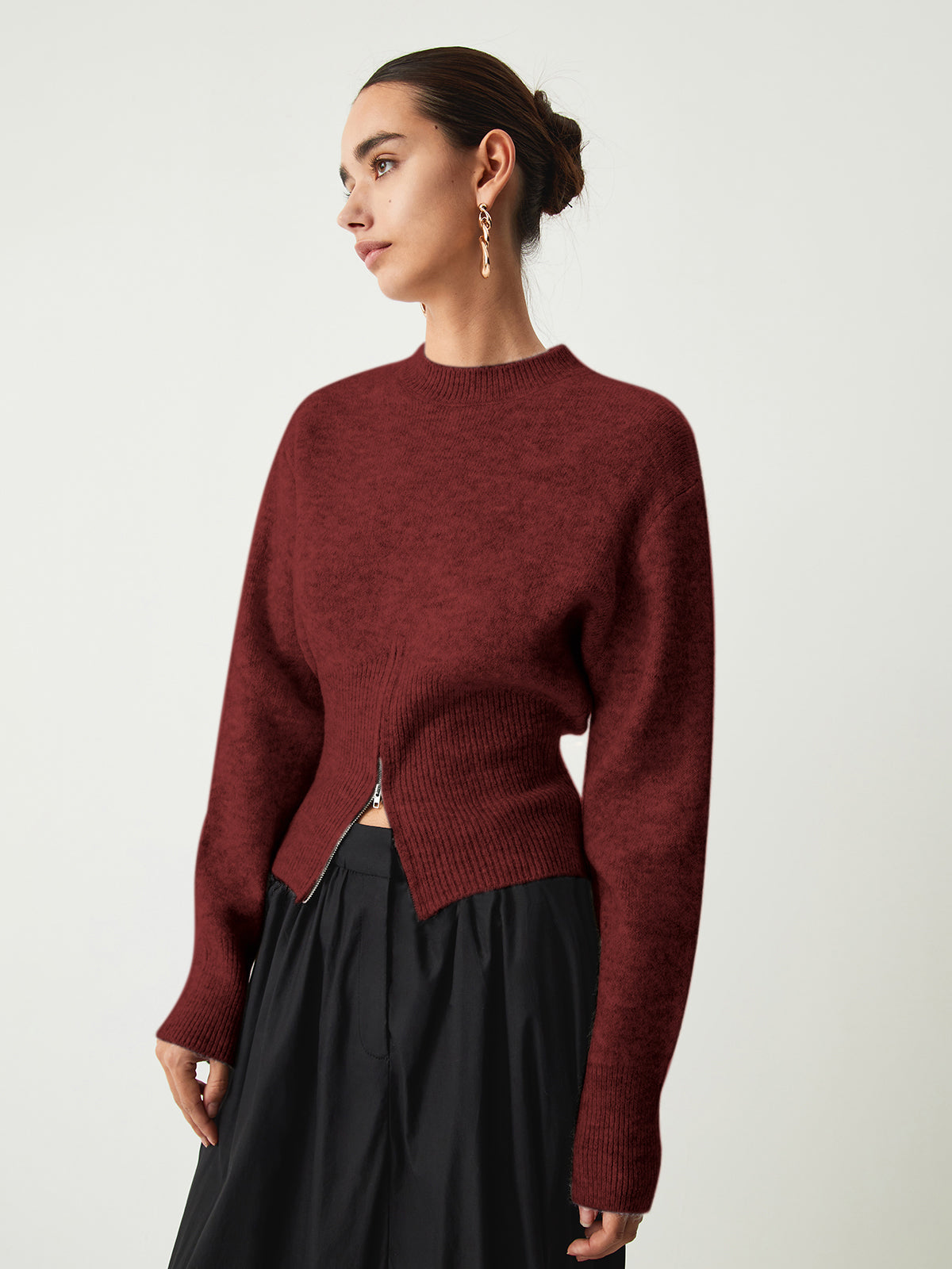 JERSEY SUAVE CON CUELLO ALTO Y CREMALLERA