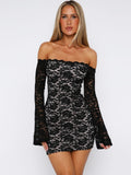 VESTIDO CORTO DE ENCAJE AJUSTADO