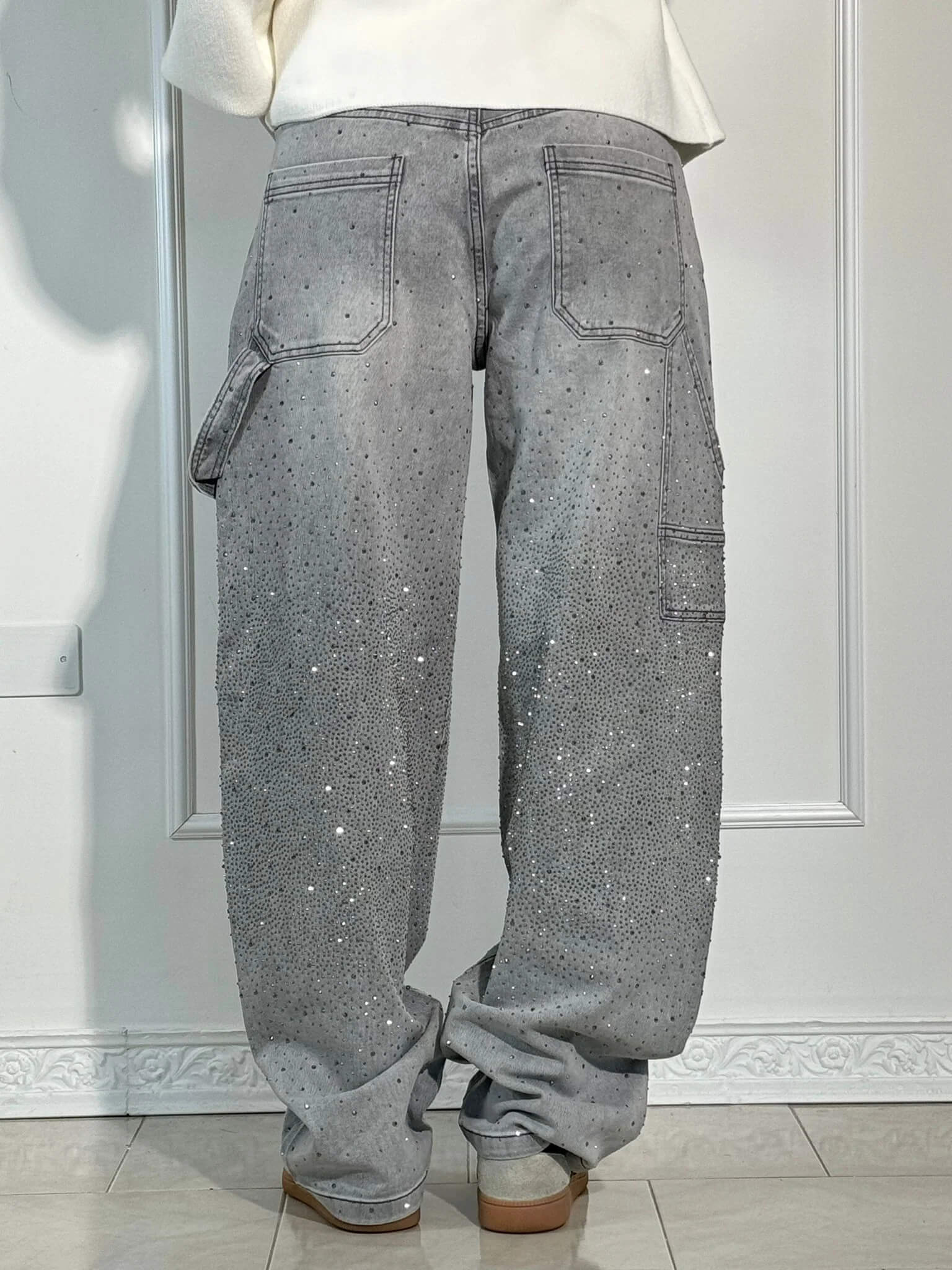 JEANS BALLOON CON EFECTO BRILLO