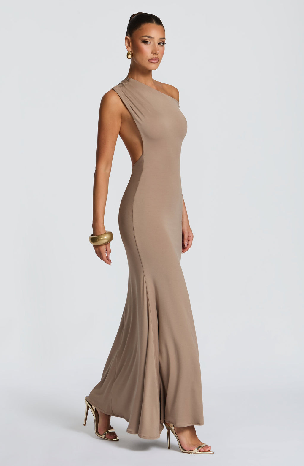 VESTIDO MAXI ASIMÉTRICO ESPALDA ABIERTA