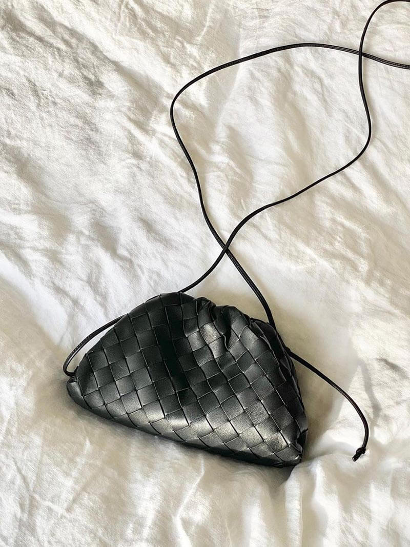 BOLSO MINI TRENZADO TIPO POUCH