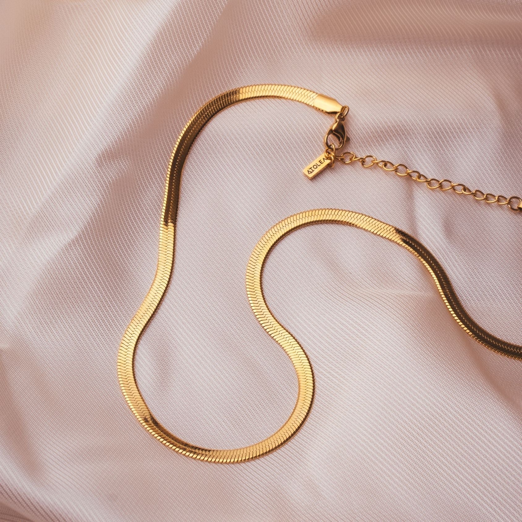 KAI Choker